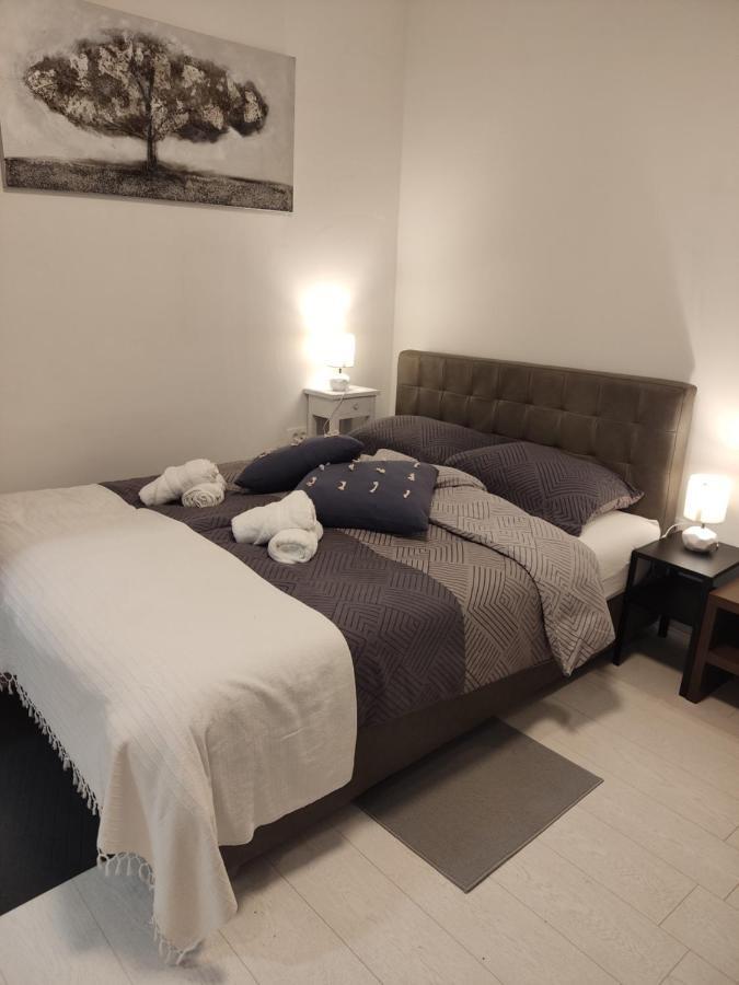 Room Marija ซาเกร็บ ภายนอก รูปภาพ